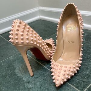 Christian Louboutin Pumps
